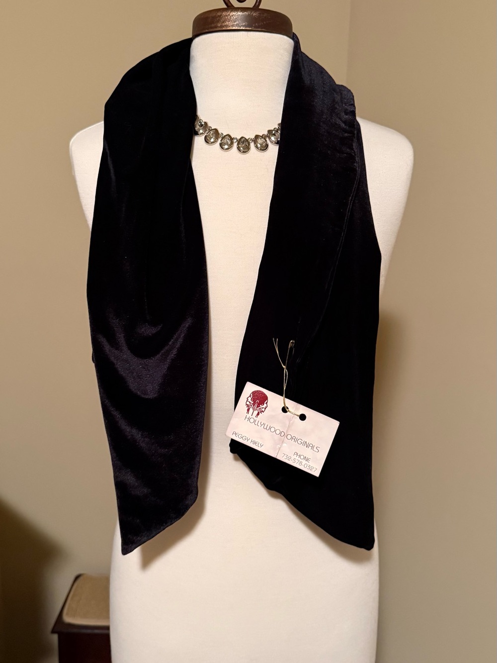 Black Velvet Scarf - Elegant Women's Accessory